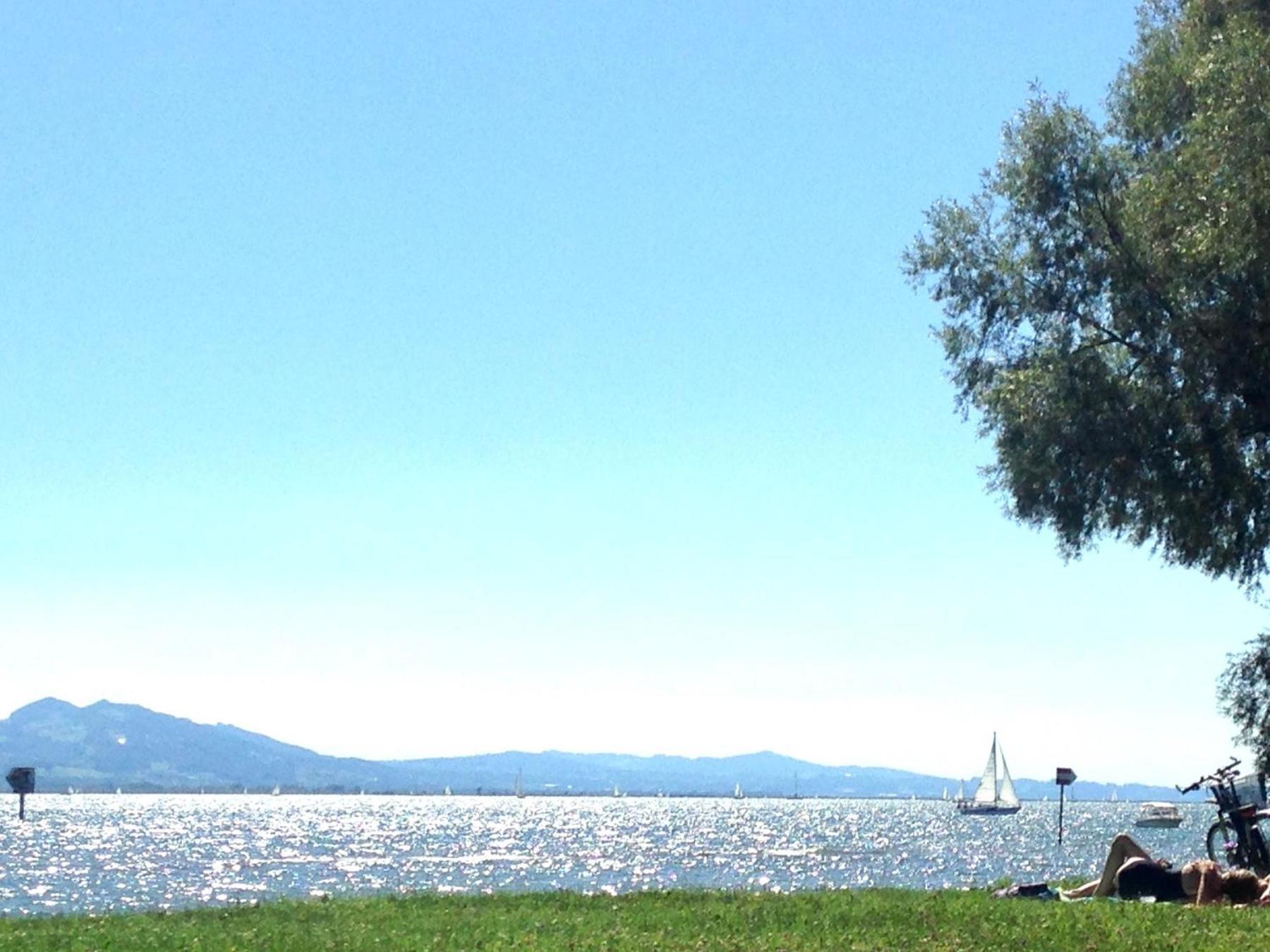 Ferienwohnung Riva - Wohlfuehloase In Ruhiger Lage Lindau  Buitenkant foto